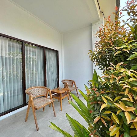 Cg Guesthouse Canggu Exteriör bild